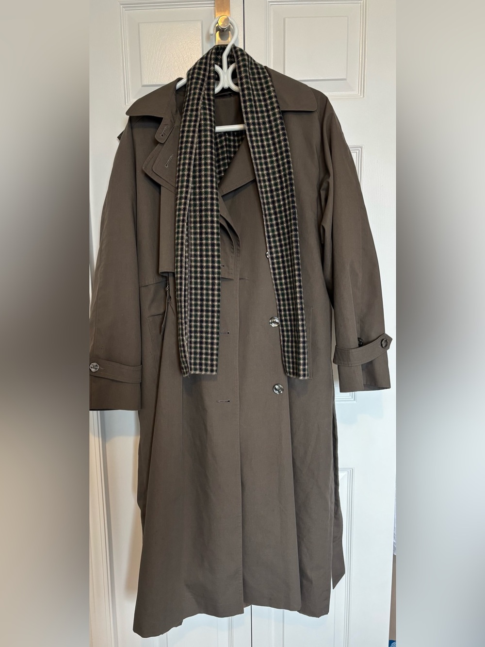Men's Brown Double-Breasted Trench Coat with Removable Plaid Liner and Scarf